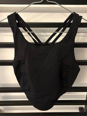 Lululemon Black Strappy Sports Bra | Size 10